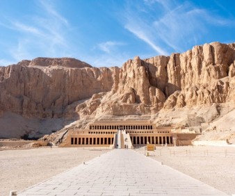 Luxury travel to Egypt with a small group